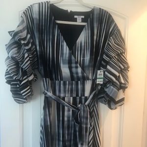 bar III ruffle sleeve, tie waist dress